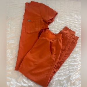 FIGS XS one pocket top and jogger set- sunset orange